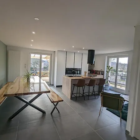 Gite Au Bord Du Lac Avec Spa, Aire De Jeux, Baby-foot Et Proche De La Nature Et D'epinal. - Fr-1-589-630 * Chaumousey