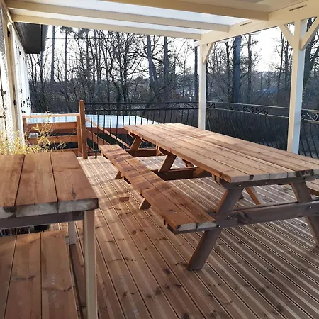 Gite Au Bord Du Lac Avec Spa, Aire De Jeux, Baby-foot Et Proche De La Nature Et D'epinal. - Fr-1-589-630 * Chaumousey