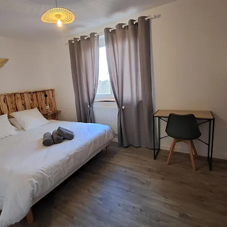 Gite Au Bord Du Lac Avec Spa, Aire De Jeux, Baby-foot Et Proche De La Nature Et D'epinal. - Fr-1-589-630 Сasa de vacaciones